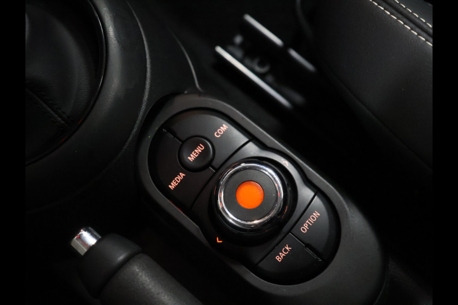 MINI 3-deurs 1.5 Cooper Pepper [DIGITAL DASH, AUTOMAAT, NAVIGATIE, CAMERA, PDC V+A, CRUISE CONTROL, CLIMATE CONTROL, DAB, BLUETOOTH, SPORTSTUUR, BOORDCOMPUTER, NIEUWSTAAT]