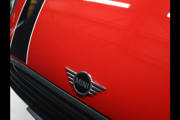 MINI 3-deurs 1.5 Cooper Pepper [DIGITAL DASH, AUTOMAAT, NAVIGATIE, CAMERA, PDC V+A, CRUISE CONTROL, CLIMATE CONTROL, DAB, BLUETOOTH, SPORTSTUUR, BOORDCOMPUTER, NIEUWSTAAT]