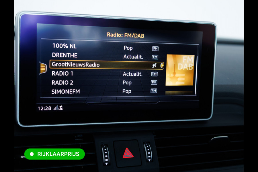 Audi Q5 50 TFSI e quattro S-Line | Luchtvering | Elec. trekhaak | Adaptieve cruise | Memory stoel | 360 Camera | Elec. achterklep | Navigatie, DAB, Stoelverwarming, Parkeerassistent, PDC V+A