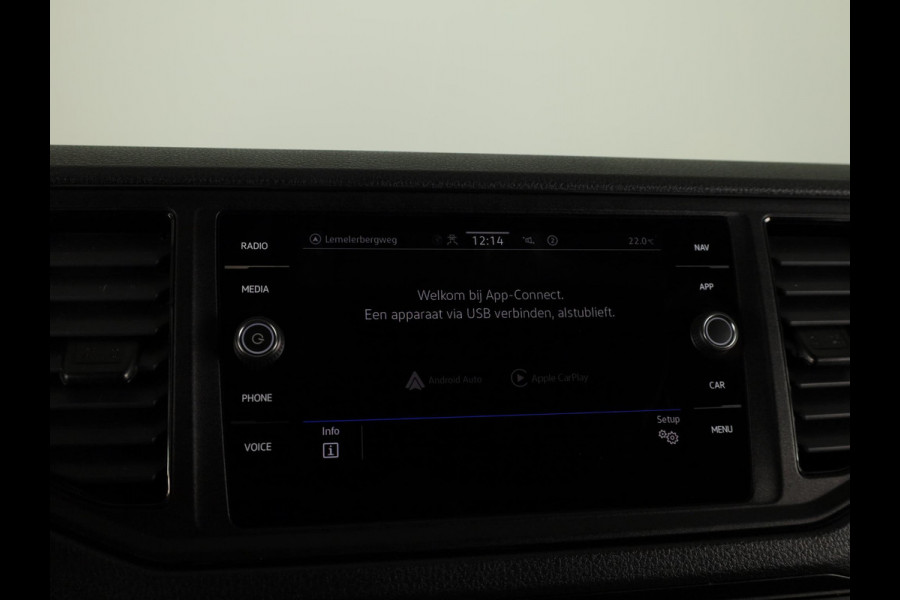 Volkswagen Crafter 35 2.0 TDI L3H3 Highline EURO VI 140 pk Automaat | Verlengde garantie | Navigatie | Trekhaak | Parkeersensoren | Achteruitrijcamera |