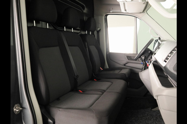 Volkswagen Crafter 35 2.0 TDI L3H3 Highline EURO VI 140 pk Automaat | Verlengde garantie | Navigatie | Trekhaak | Parkeersensoren | Achteruitrijcamera |