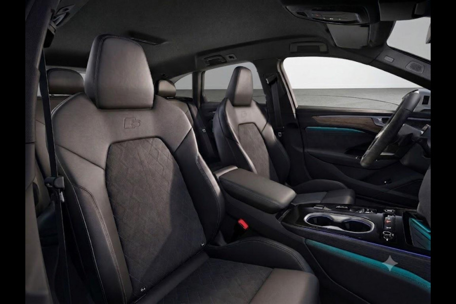 Audi A6 Allroad e-hybrid 367 pk Avant 7 versn | Techniekpakket pro | MMI experience pro | Trekhaak, mechanisch draaibaar | Dinamicamicrovezel + leder stoelen |