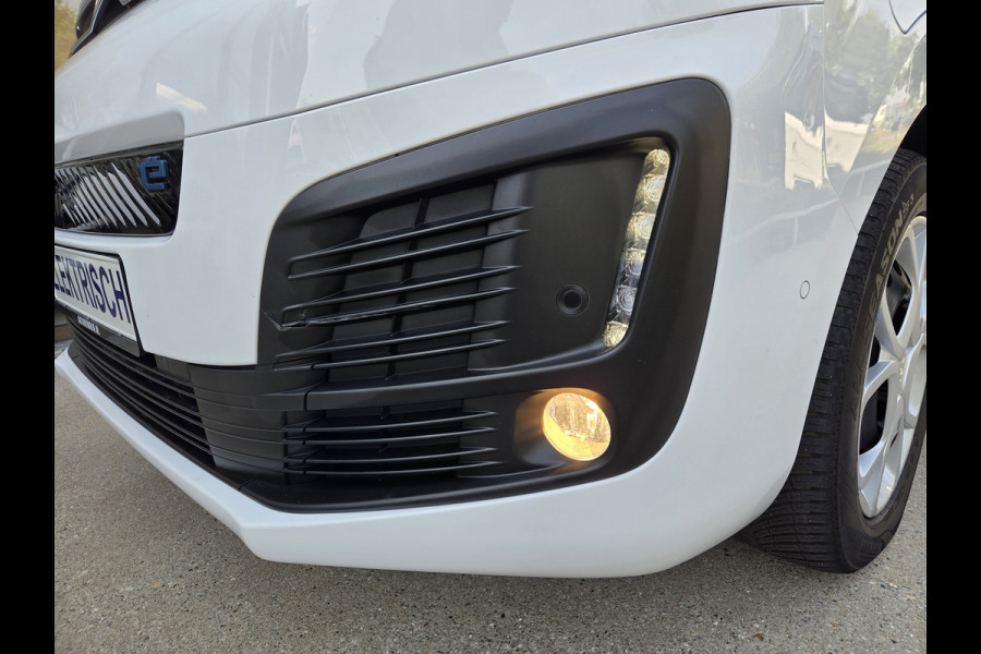 Citroën Ë-Spacetourer XL L3 75kWh Rolstoelauto / Rolstoelbus 7-Persoons met Bodemverlaging