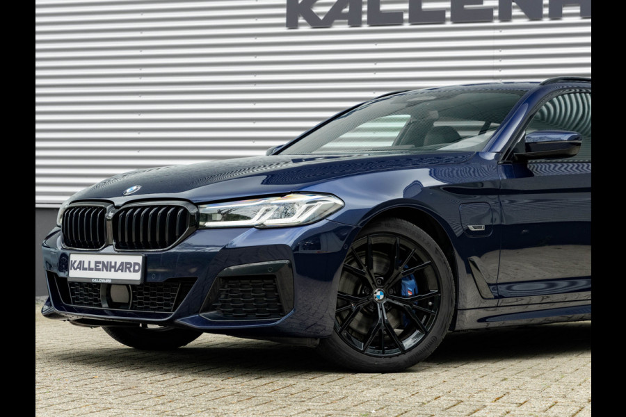 BMW 5 Serie Touring 530e xDrive M-Sport - Trekhaak - Driving Ass Prof - Head-Up - Harman Kardon