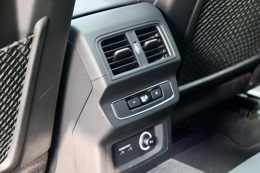 Audi Q5 55 TFSI e Quattro Comp. PANO|Luchtv|TrkHK|Acc