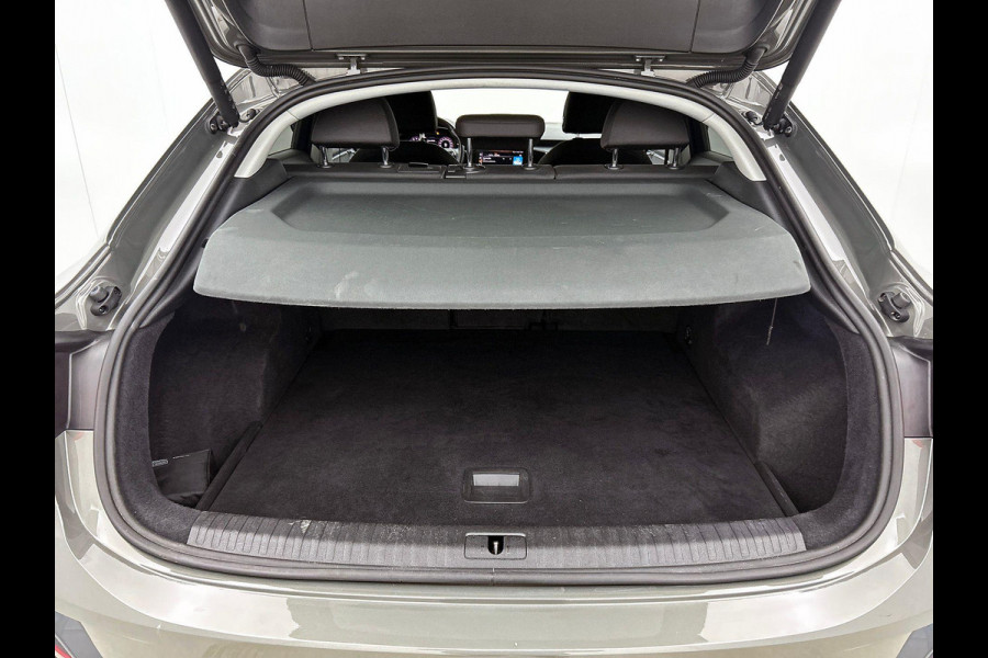 Audi Q3 Sportback 35 TFSI 150PK S Line CAMERA | CARPLAY | EL-ACHTERKLEP | KEYLESS