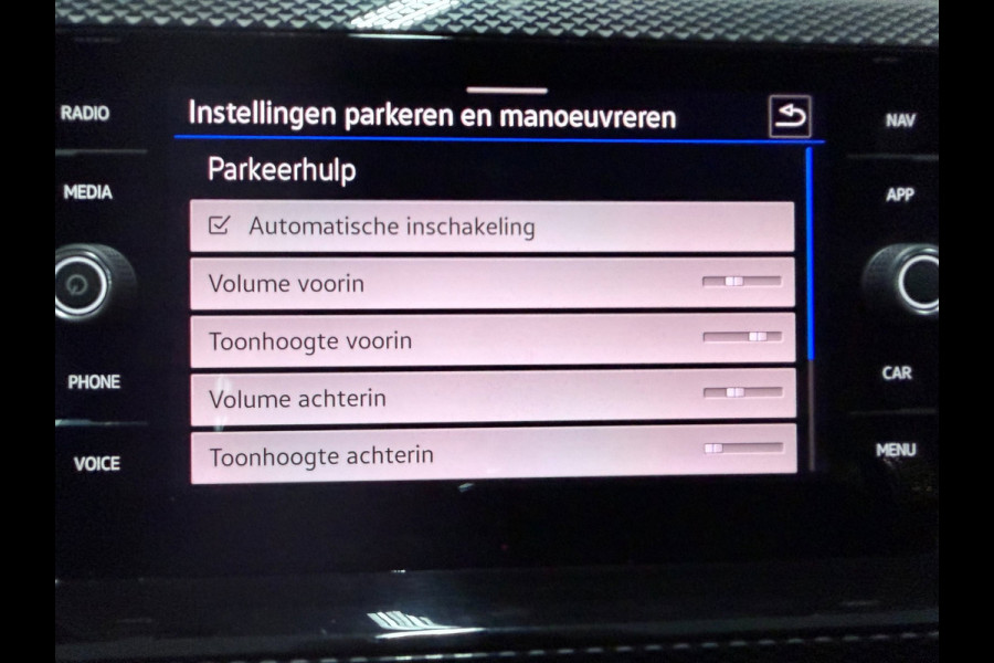 Volkswagen Polo 1.0 TSI R-Line Business NAVI/V-COCKPIT/DAB/CARPLAY/CRUISE/ECC/PDC///