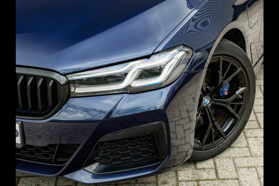 BMW 5 Serie Touring 530e xDrive M-Sport - Trekhaak - Driving Ass Prof - Head-Up - Harman Kardon