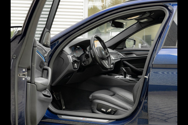 BMW 5 Serie Touring 530e xDrive M-Sport - Trekhaak - Driving Ass Prof - Head-Up - Harman Kardon