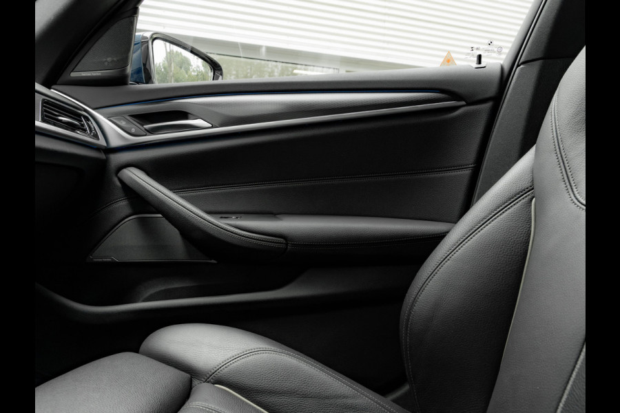 BMW 5 Serie Touring 530e xDrive M-Sport - Trekhaak - Driving Ass Prof - Head-Up - Harman Kardon