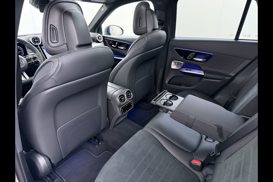 Mercedes-Benz GLC 300e AMG // SoH 93% // Panorama dak // Trekhaak // Burmester // Headup // Memory Stoelen // Distronic // 360 Camera