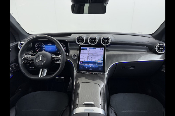 Mercedes-Benz GLC 300e AMG // SoH 93% // Panorama dak // Trekhaak // Burmester // Headup // Memory Stoelen // Distronic // 360 Camera