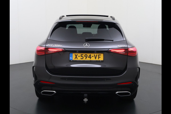 Mercedes-Benz GLC 300e AMG // SoH 93% // Panorama dak // Trekhaak // Burmester // Headup // Memory Stoelen // Distronic // 360 Camera