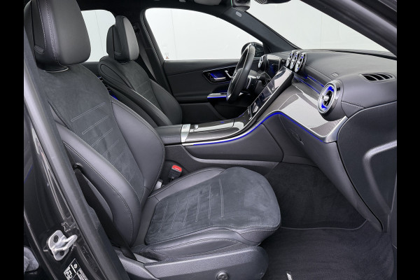 Mercedes-Benz GLC 300e AMG // SoH 93% // Panorama dak // Trekhaak // Burmester // Headup // Memory Stoelen // Distronic // 360 Camera