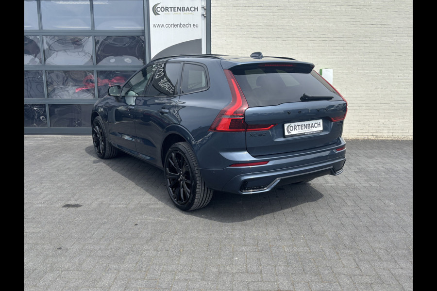 Volvo XC60 2.0 T8 Plug-in hybrid AWD Plus Black Edition Facelift | Zwenkbare trekhaak | Panorama dak | Adaptieve cruise | Harman Kardon | Blis | Memory |