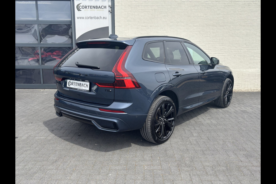 Volvo XC60 2.0 T8 Plug-in hybrid AWD Plus Black Edition Facelift | Zwenkbare trekhaak | Panorama dak | Adaptieve cruise | Harman Kardon | Blis | Memory |