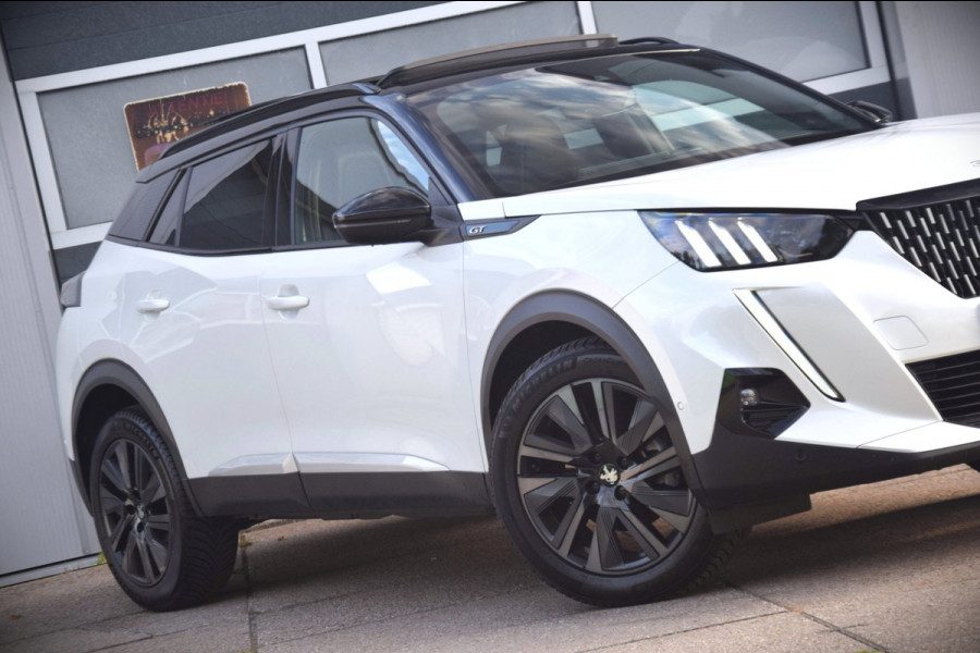 Peugeot 2008 1.2 PureTech GT Pack TREKHAAK/LEDEREN BEKLEDING/PANORAMADAK