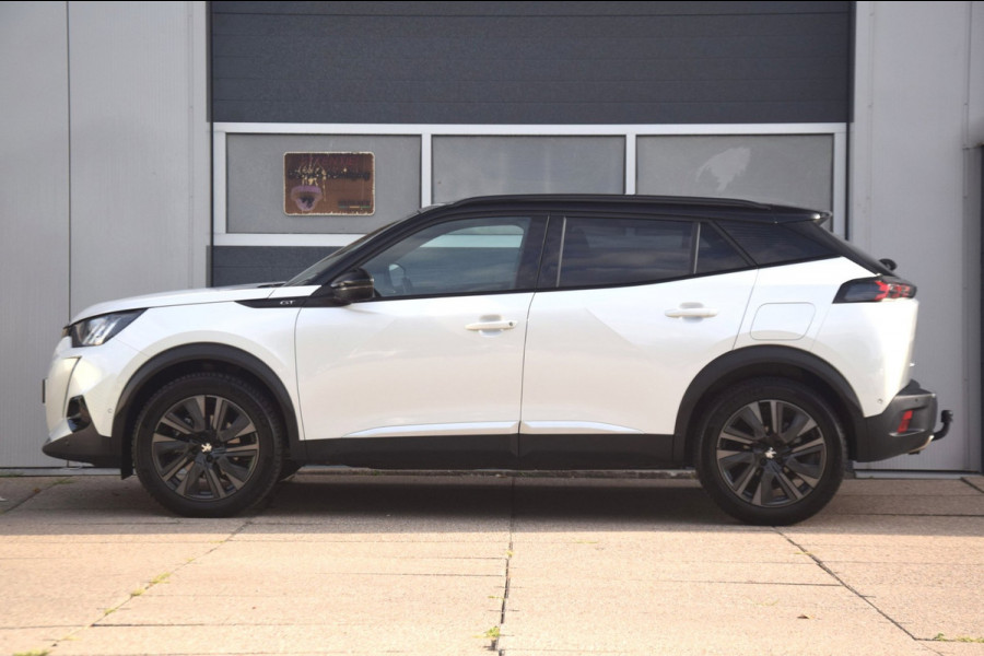 Peugeot 2008 1.2 PureTech GT Pack TREKHAAK/LEDEREN BEKLEDING/PANORAMADAK
