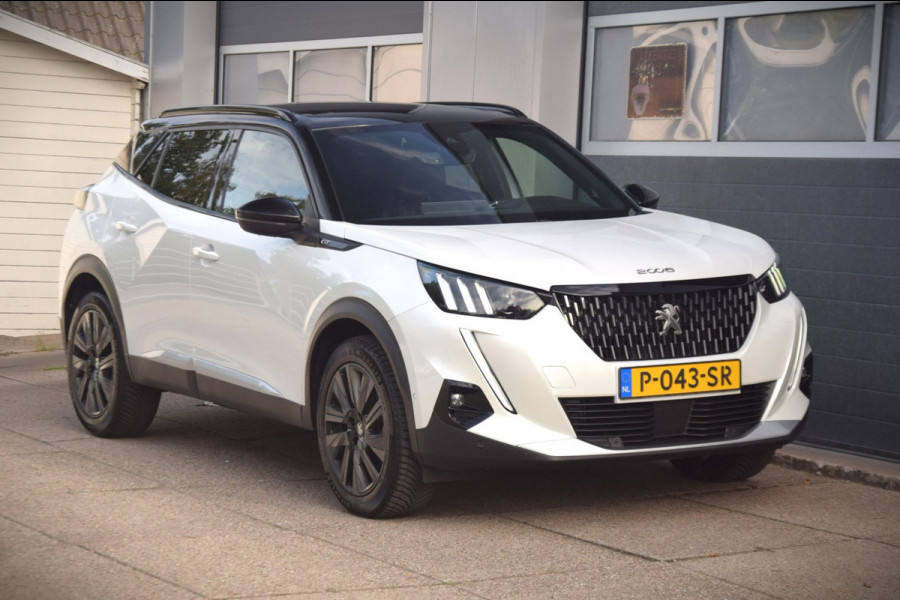 Peugeot 2008 1.2 PureTech GT Pack TREKHAAK/LEDEREN BEKLEDING/PANORAMADAK