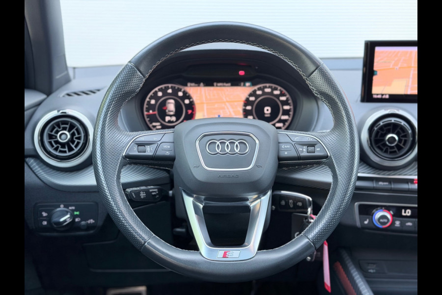 Audi Q2 35 TFSI S Edition Pano/Sonos/Camera/Sfeer