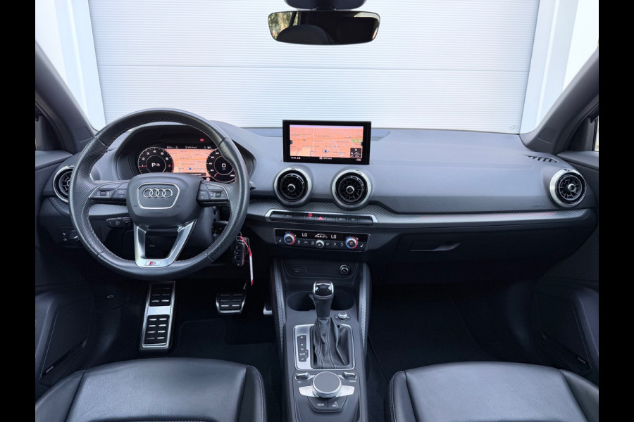 Audi Q2 35 TFSI S Edition Pano/Sonos/Camera/Sfeer