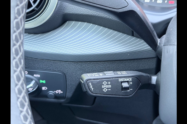Audi Q2 35 TFSI S Edition Pano/Sonos/Camera/Sfeer