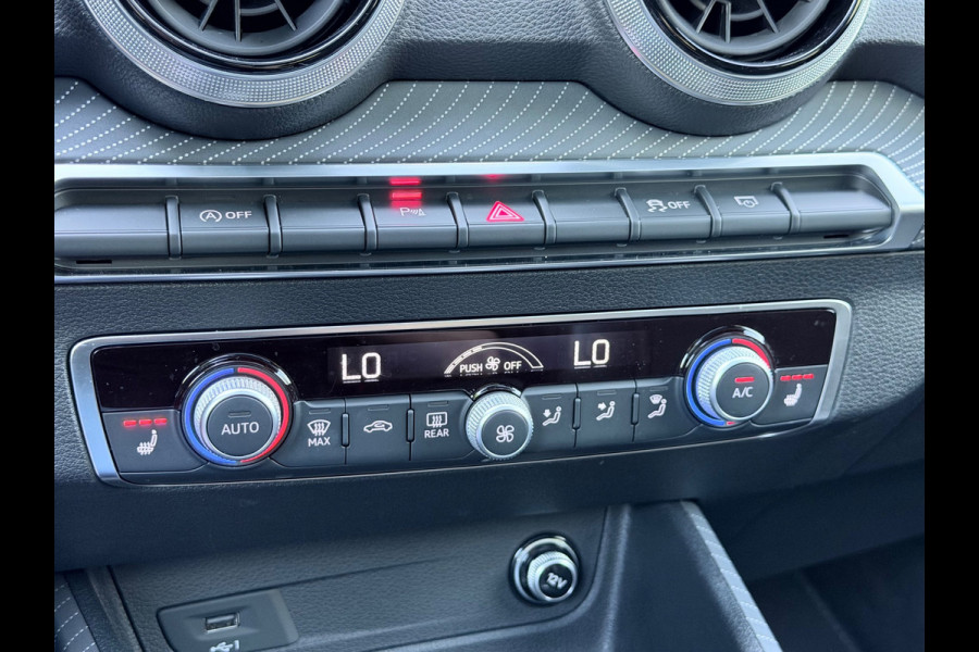 Audi Q2 35 TFSI S Edition Pano/Sonos/Camera/Sfeer