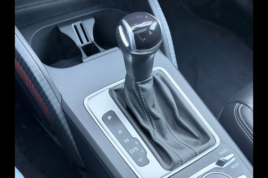 Audi Q2 35 TFSI S Edition Pano/Sonos/Camera/Sfeer