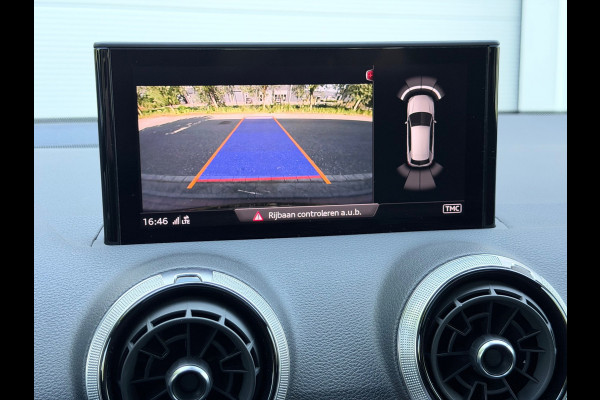 Audi Q2 35 TFSI S Edition Pano/Sonos/Camera/Sfeer