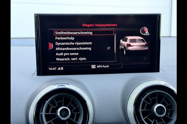 Audi Q2 35 TFSI S Edition Pano/Sonos/Camera/Sfeer