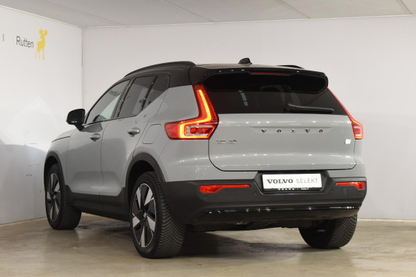 Volvo XC40 Single Motor Extended Range Plus 82 kWh / Adaptieve cruise control / Elektrische achterklep / Stoel - en stuurwielverwarming / Parkeersensoren V+A / Extra getint glas / Zwart dak / Achteruitrijcamera / MicroTech bekleding