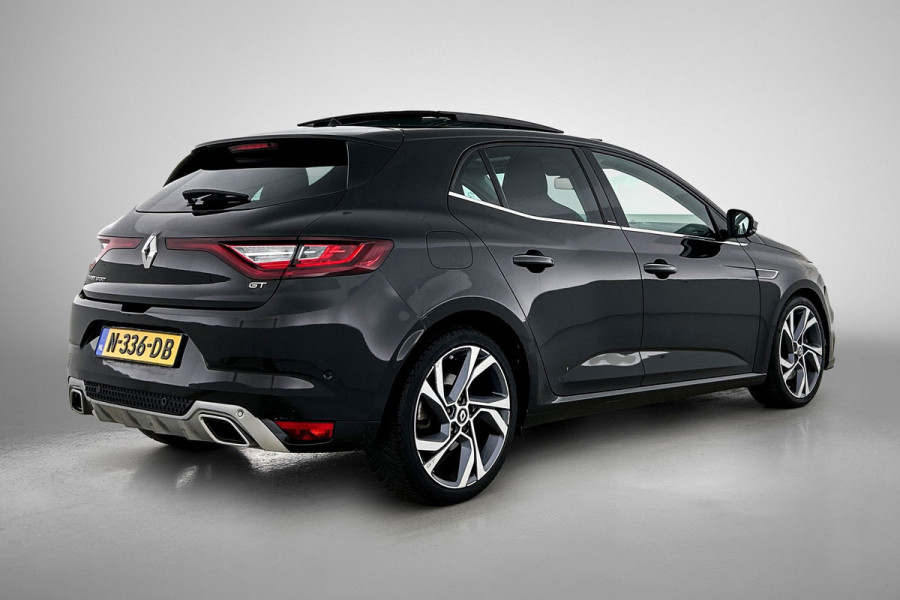 Renault Mégane 1.6 TCe GT VOL!! | 205PK | Goed onderH | Pano | Add Cruise | Bose | StoelverW | AchterCam | Park Ass | Head-up |