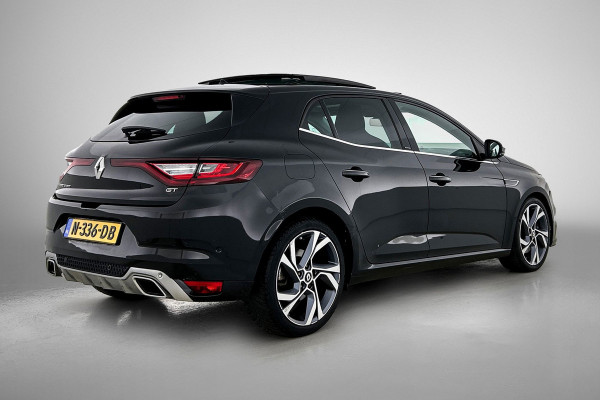 Renault Mégane 1.6 TCe GT VOL!! | 205PK | Goed onderH | Pano | Add Cruise | Bose | StoelverW | AchterCam | Park Ass | Head-up |