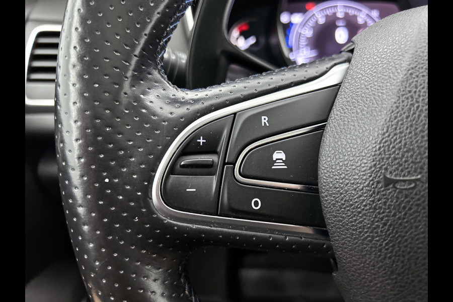 Renault Mégane 1.6 TCe GT VOL!! | 205PK | Goed onderH | Pano | Add Cruise | Bose | StoelverW | AchterCam | Park Ass | Head-up |