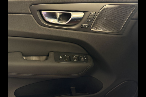 Volvo XC60 2.0 T8 455PK AWD PLUS DARK NIEUWE AUTO HARMAN KARDON 360.CAM STOEL/STUUR VERW LEER