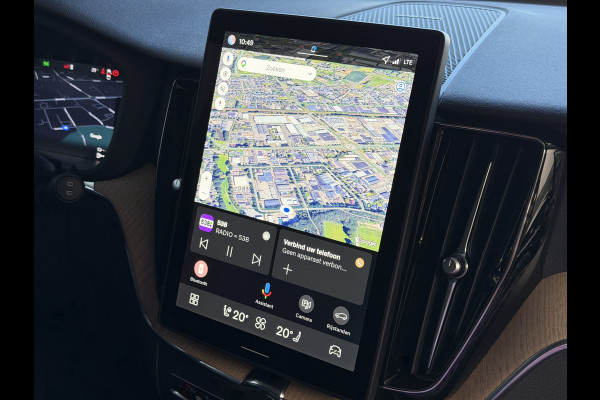 Volvo XC60 2.0 T8 455PK AWD PLUS DARK NIEUWE AUTO HARMAN KARDON 360.CAM STOEL/STUUR VERW LEER