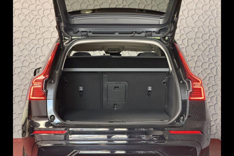 Volvo XC60 2.0 T8 455PK AWD PLUS DARK NIEUWE AUTO HARMAN KARDON 360.CAM STOEL/STUUR VERW LEER