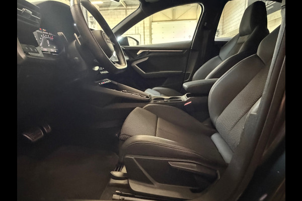 Audi A3 LIMOUSINE 35 TFSI S edition Automaat|Navi|Carplay