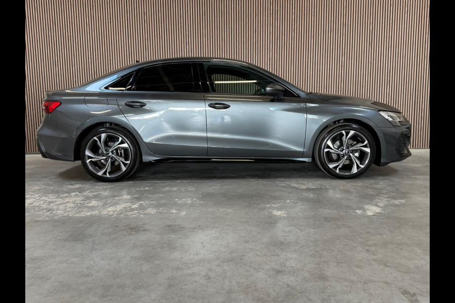 Audi A3 LIMOUSINE 35 TFSI S edition Automaat|Navi|Carplay