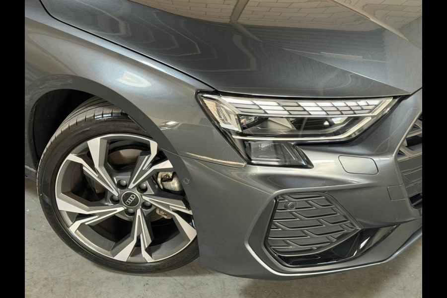 Audi A3 LIMOUSINE 35 TFSI S edition Automaat|Navi|Carplay