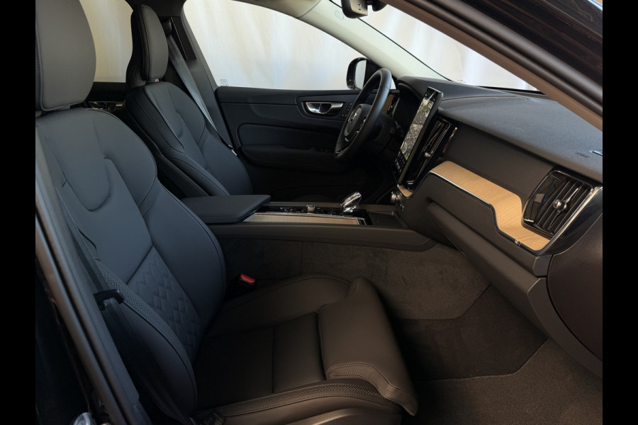 Volvo XC60 2.0 T8 455PK AWD PLUS DARK NIEUWE AUTO HARMAN KARDON 360.CAM STOEL/STUUR VERW LEER