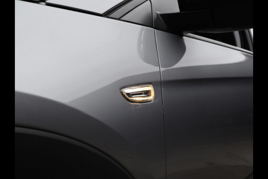 Opel Grandland 1.6 Turbo Plug-In Hybrid Business Elegance Sport (APPLE CARPLAY,NAVI,CAMERA,CRUISE,GETINT,SPORTSTOELEN,LM VELGEN)
