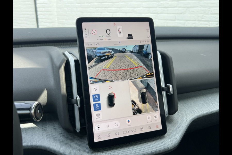 Volvo EX30 Single Motor Extended Range Ultra 69 kWh | 22 kW lader | Pano | Harman Kardon | 360 Camera 7 | Winter Pack