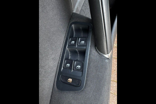 Volkswagen Golf 1.5 TSI 130pk 5deurs Comfortline Business Automaat Airco/ECC,Navi,Panoramadak,Virtueel Cockpit