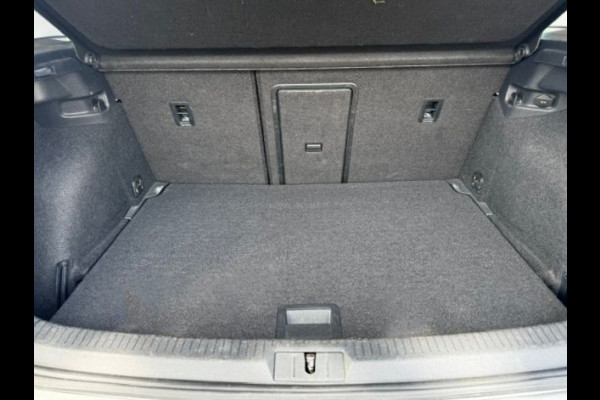 Volkswagen Golf 1.5 TSI 130pk 5deurs Comfortline Business Automaat Airco/ECC,Navi,Panoramadak,Virtueel Cockpit