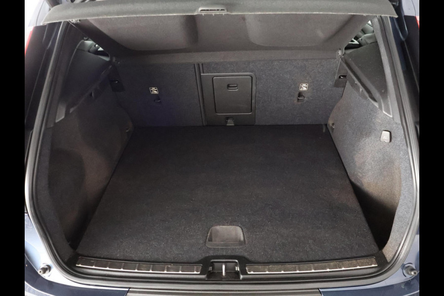 Volvo XC40 1.5 T4 PLUG IN HYB AUTOMAAT INSCRIPTION GAR. 2032* NAVIGATIE.LEDER.CAMERA.