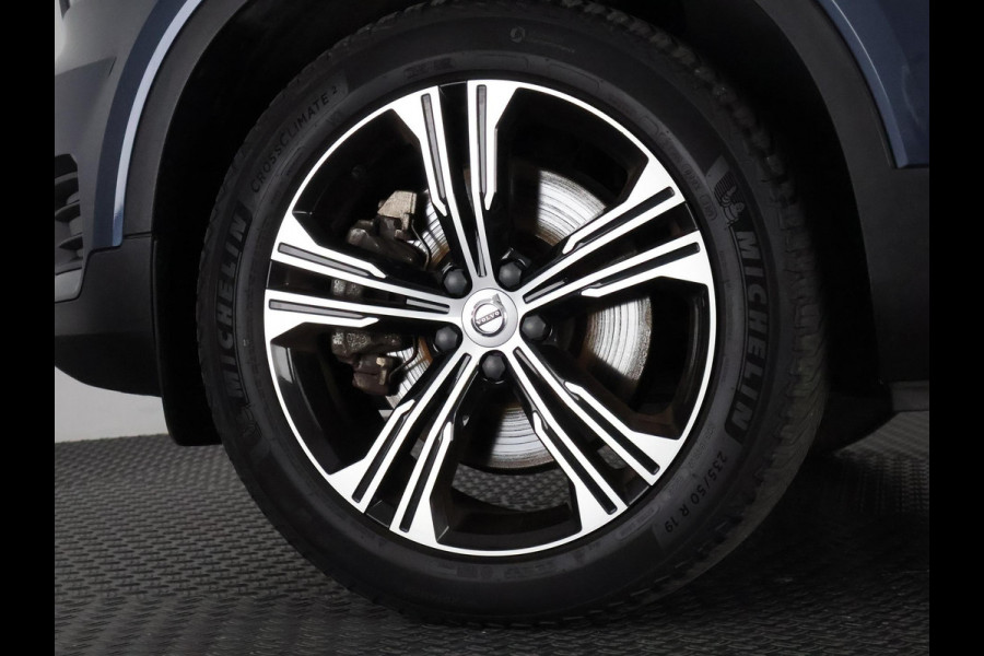 Volvo XC40 1.5 T4 PLUG IN HYB AUTOMAAT INSCRIPTION GAR. 2032* NAVIGATIE.LEDER.CAMERA.