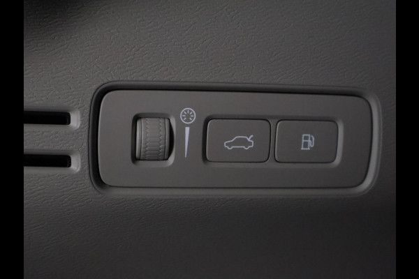 Volvo XC40 1.5 T4 PLUG IN HYB AUTOMAAT INSCRIPTION GAR. 2032* NAVIGATIE.LEDER.CAMERA.