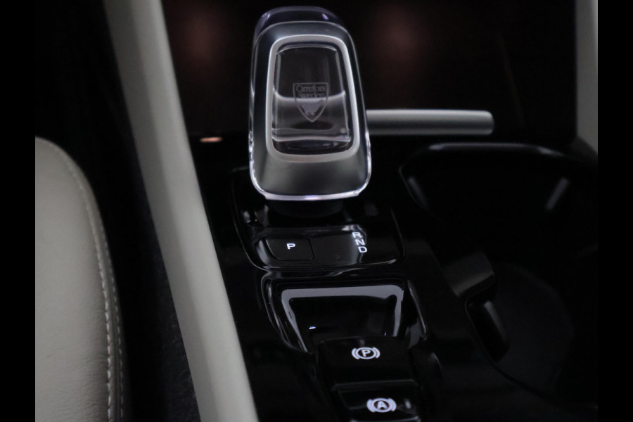 Volvo XC40 1.5 T4 PLUG IN HYB AUTOMAAT INSCRIPTION GAR. 2032* NAVIGATIE.LEDER.CAMERA.