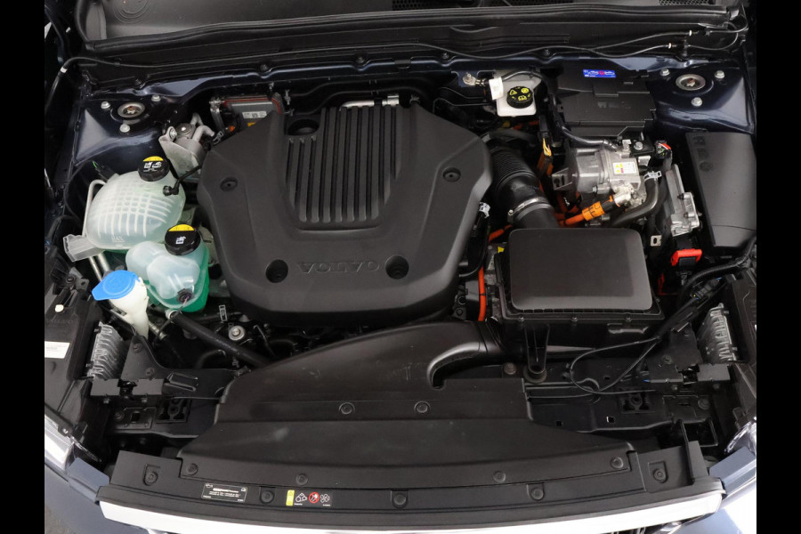 Volvo XC40 1.5 T4 PLUG IN HYB AUTOMAAT INSCRIPTION GAR. 2032* NAVIGATIE.LEDER.CAMERA.